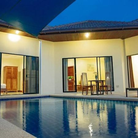 Anb Poolvilla 3Br Walk Private Beach In Pratamnak パッタヤー エクステリア 写真
