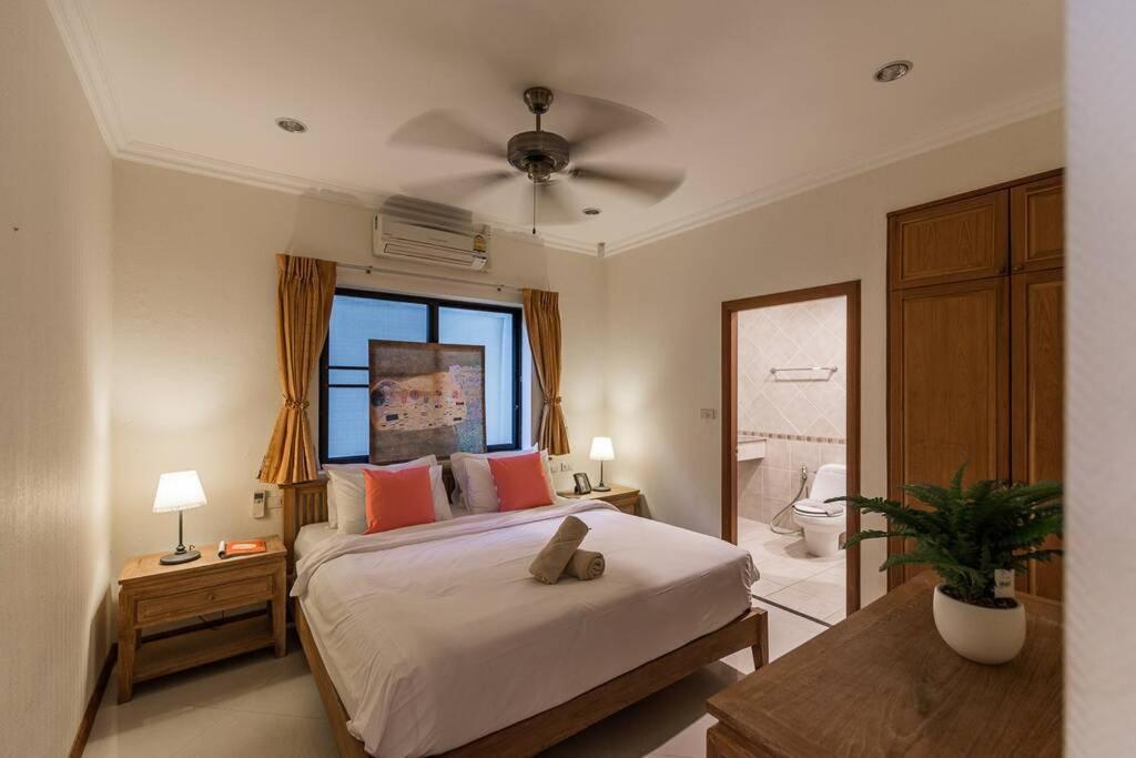 Anb Poolvilla 3Br Walk Private Beach In Pratamnak パッタヤー エクステリア 写真