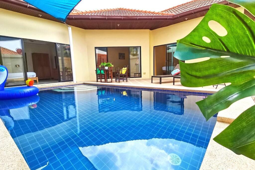 Anb Poolvilla 3Br Walk Private Beach In Pratamnak パッタヤー エクステリア 写真